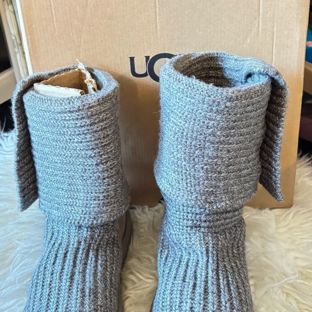 Ugg women gray classic cardy cabled knit boots